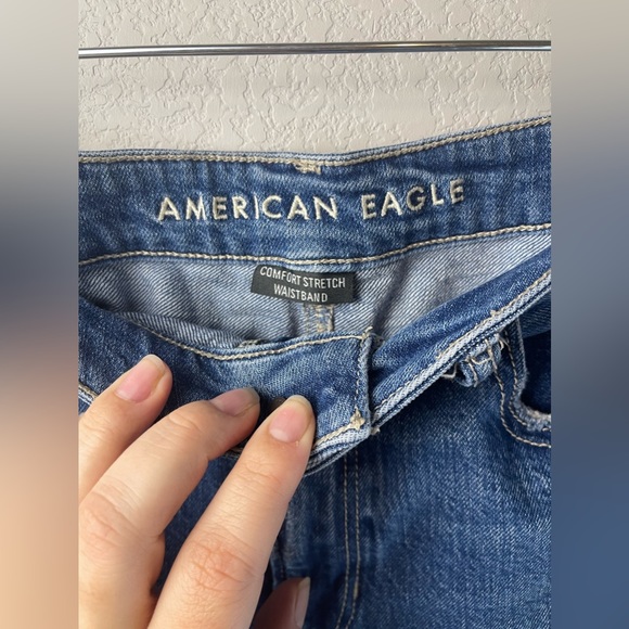 AMERICAN EAGLE RIPPED DENIM SHORTS - Picture 3 of 8